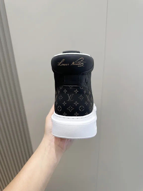 Louis Vuitton Shoe 